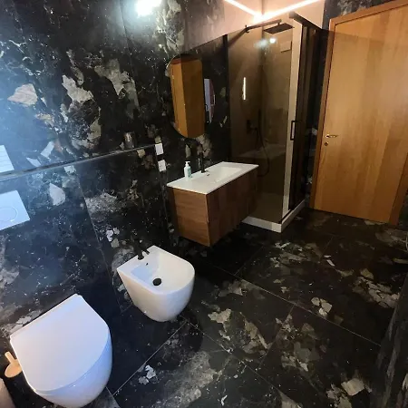 Deluxe Appartaments Black *