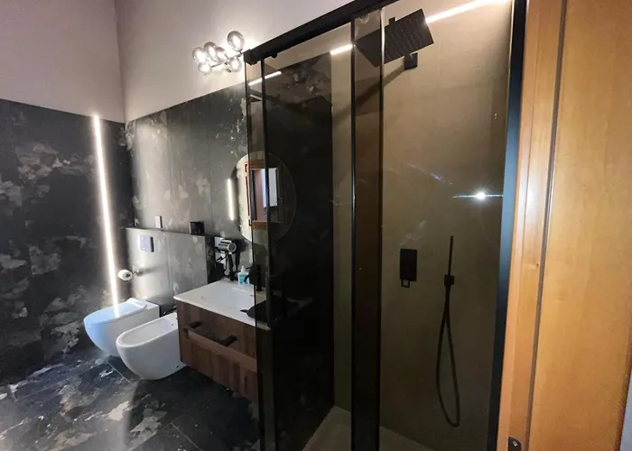 Deluxe Appartaments Black דירה *